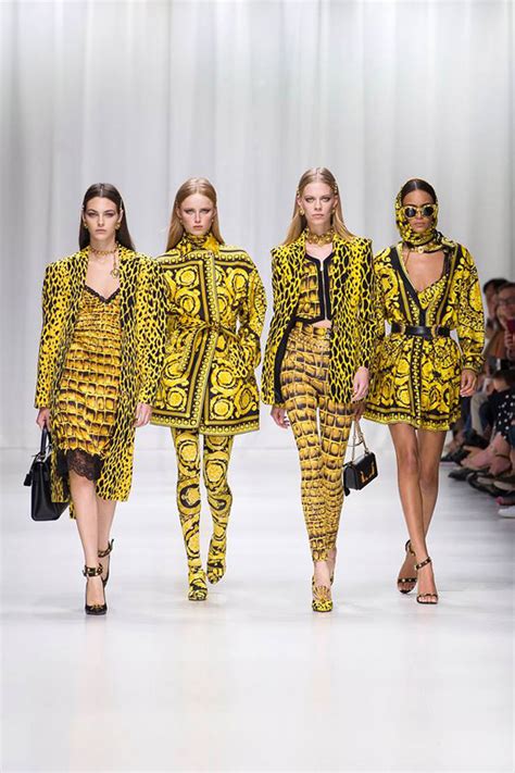 versace milano fashion week 2018|versace reviews.